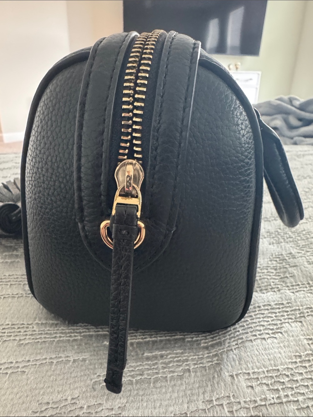 Tory Burch Black Pebbled Leather Crossbody with Tassel - Picture 5 of 7